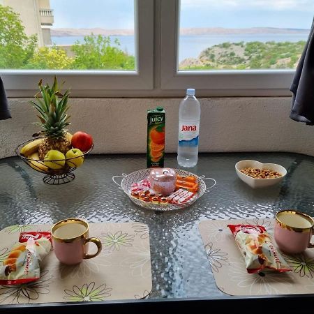 Apartmani 'Cvit' Karlobag Exteriör bild